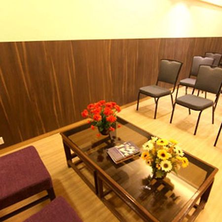 Hotel Executive Inn Taloje Budrukh Exterior photo